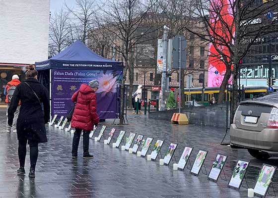 Image for article Finland: Events in Helsinki Commemorate the April 25 Appeal