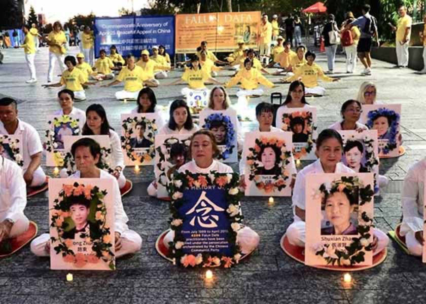 Image for article Australia: People Admire Falun Dafa During Activities in Queensland to Commemorate the April 25 Appeal