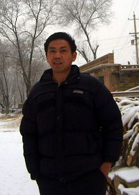 2007年冬汤毅在中太银铁路工地