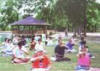 Published on 8/4/2000 Group practice to promote Falun Dafa in Houston, Texas.