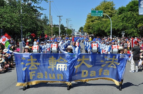 Image for article Falun Gong, 2019 Kanada Günü Geçit Töreninde Memnuniyetle Karşılandı