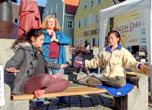 Belajar latihan Falun Gong