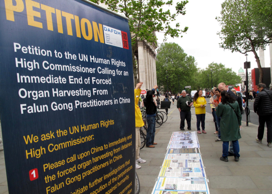 Image for article Broad Support for Falun Gong in London
