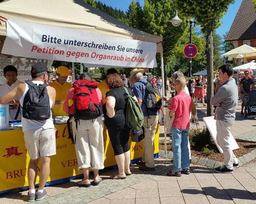 Image for article Titisee, Germany: “Forced Organ Harvesting Is a Disgrace to Mankind”
