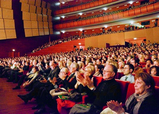 Image for article Shen Yun Performs in Europe and Latin America to High Praise and Appreciation