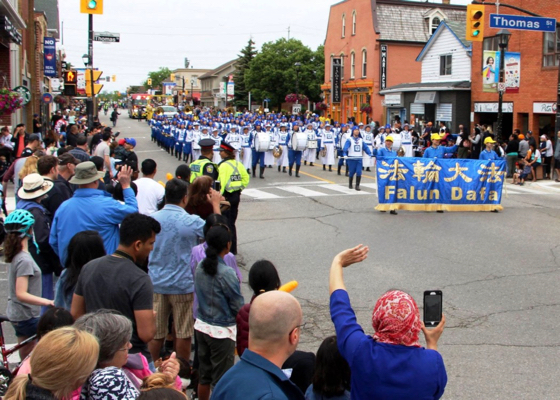 Image for article Falun Gong in Community Parades in New York, Toronto