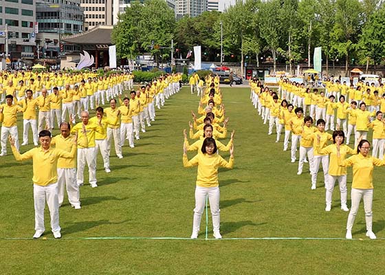 Image for article Seoul, South Korea: Grand Rally and March to Celebrate World Falun Dafa Day
