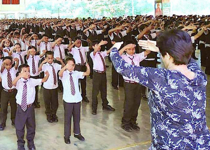 Image for article Bangalore, India: Middle School Principal Finds Falun Dafa Two Years after a Dream