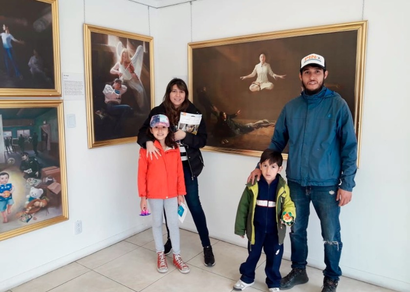 Image for article Argentina: Art of Zhen-Shan-Ren International Exhibition Visits Ushuaia, the Southernmost City in the World
