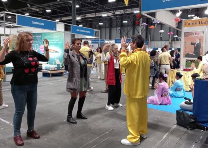Image for article Spain: Visitors Resonate with Falun Dafa’s Principles at BioCultura Madrid 2022