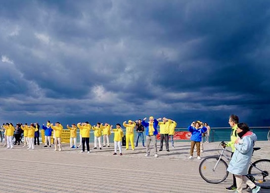 Image for article Israel: People at Tel Aviv Event Condemn the Persecution of Falun Dafa