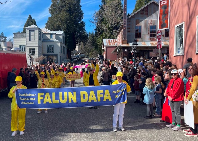 Image for article California, U.S.A.: Falun Dafa Welcomed at Nevada City Chinese New Year Celebration