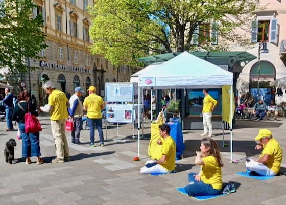 Image for article Italy: Introducing Falun Dafa in Coastal City Ancona