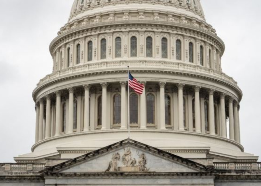 Image for article Flag Flown at Capitol Building as U.S. Congressional Members Honor World Falun Dafa Day
