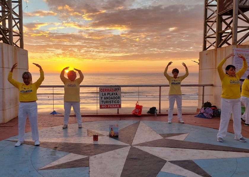 Image for article Mexico: Introducing Falun Dafa to Communities in Tijuana