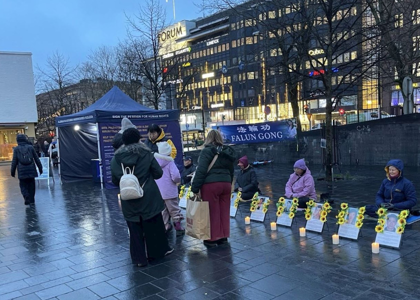 Image for article Candlelight Vigil Near Chinese Embassy in Helsinki Calls to End the Persecution of Falun Dafa