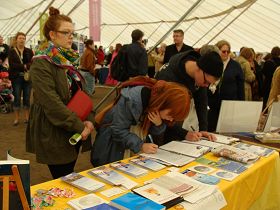 2010-6-2-finland-falun-gong-02--ss.jpg