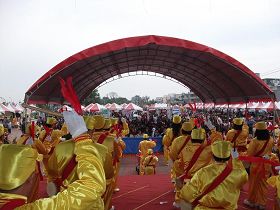 2011-12-12-cmh-gaoxiong-culture-festival-03--ss.jpg
