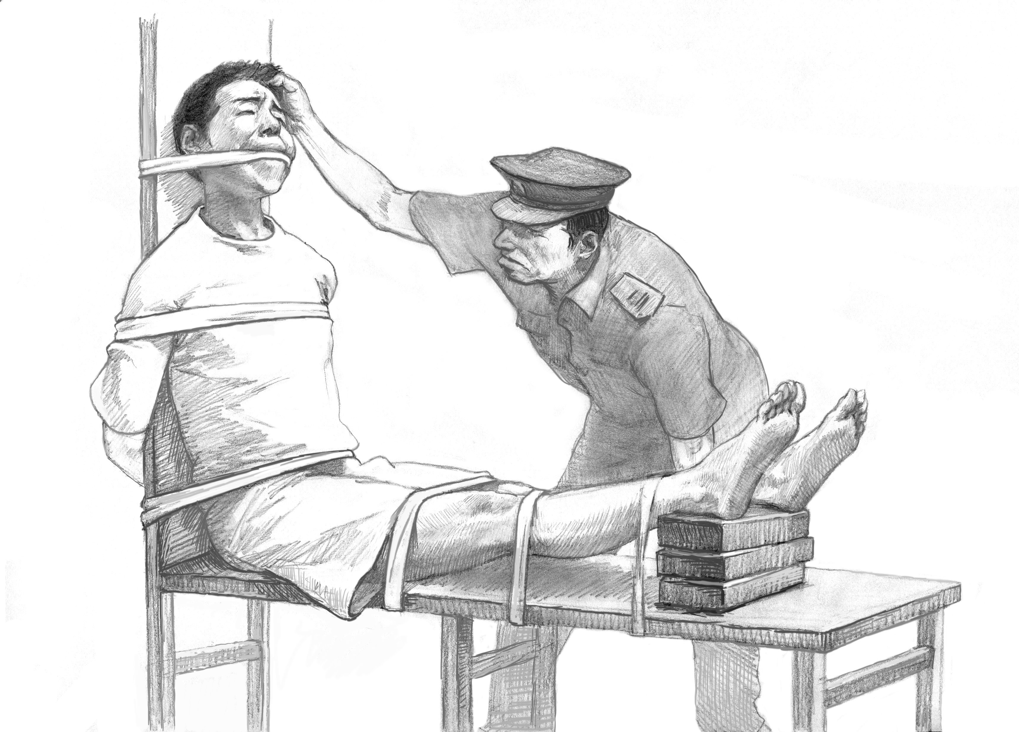 Насилие клизмой. Современные китайские пытки.