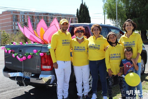 https://en.minghui.org/u/article_images/2021-5-20-mexico-celebrate-falun-dafa-day_04.jpg