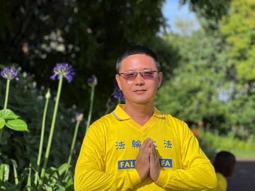 https://en.minghui.org/u/article_images/2021-12-26-auckland-practitioners-greetings-to-master_08.jpg