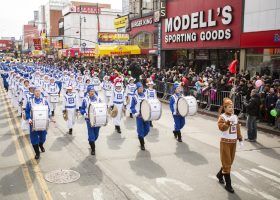Image for article New York: Falun Gong Participates in Chinese New Year Parade in Flushing