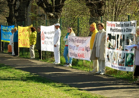 Image for article Latvia: Experience Sharing Conference and Quiet Protest Commemorate April 25th Peaceful Demonstration