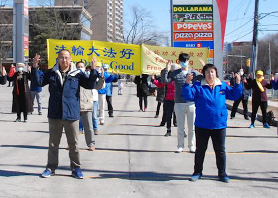 Image for article Toronto, Canada: Hard to Imagine Anyone Would Persecute Such a Peaceful Group