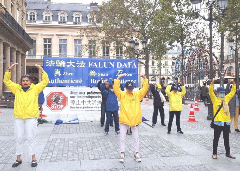 Image for article Paris Resident: Falun Dafa Can Change People’s Hearts