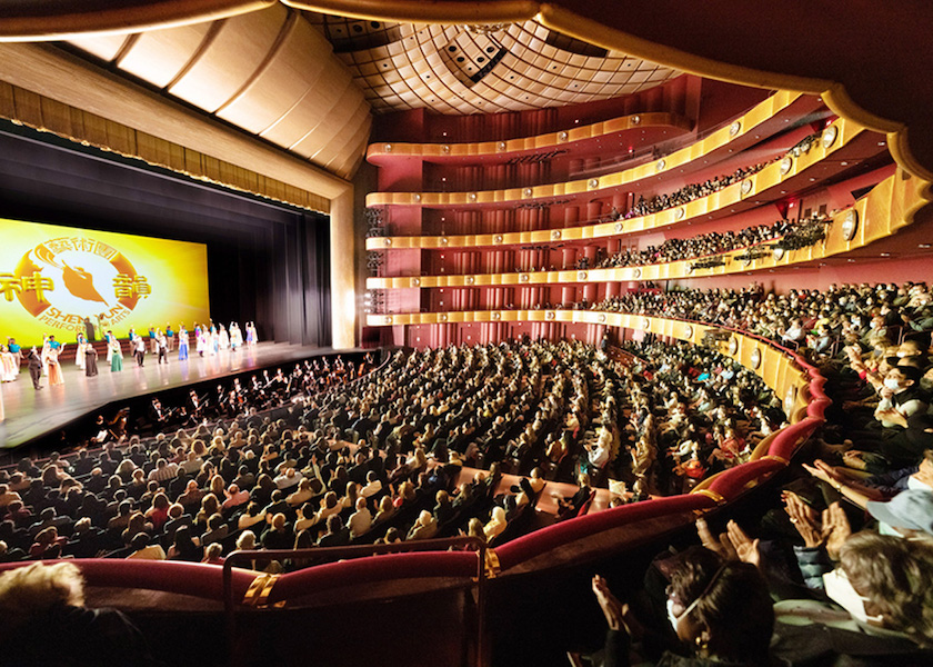 Image for article Shen Yun Touches Audiences in U.S., Canada, and France: “Transcendent Beauty”