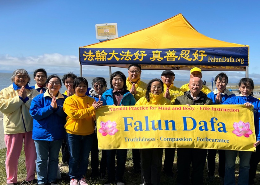 Image for article California: Practitioners Celebrate World Falun Dafa Day and Wish Dafa’s Founder Happy Birthday