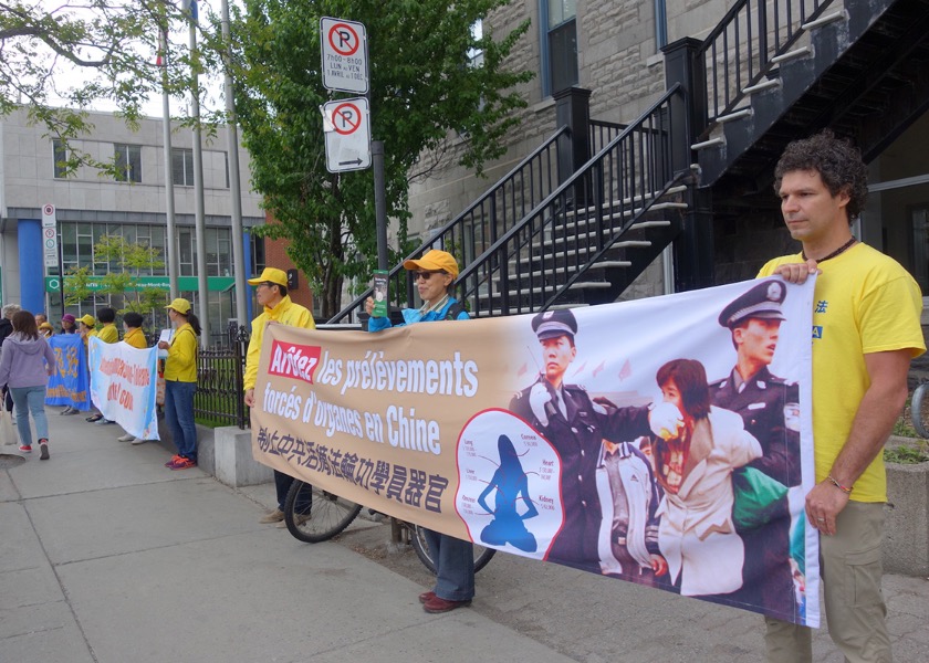 Image for article Canada: Montreal Residents Condemn the Persecution of Falun Dafa