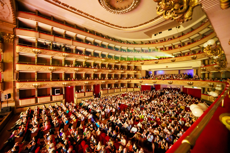 Image for article Theatergoers in Italy, Czech Republic, Austria, and United States Enjoy Shen Yun: “Extremely Moving”