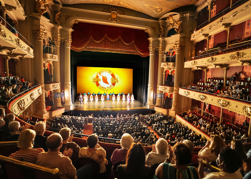 Image for article Theatergoers in France, Italy, and the U.S. Value the Depth and Artistry of Shen Yun: “A Magnificent Message of Hope”