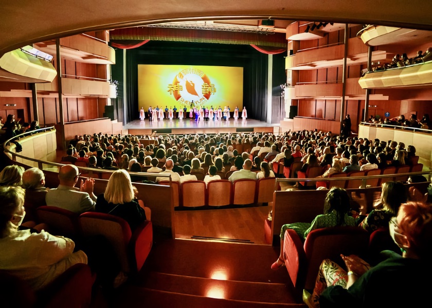 Image for article Italian, German, and American Audiences Cherish Shen Yun: “Truly Heavenly Beings Who Danced”