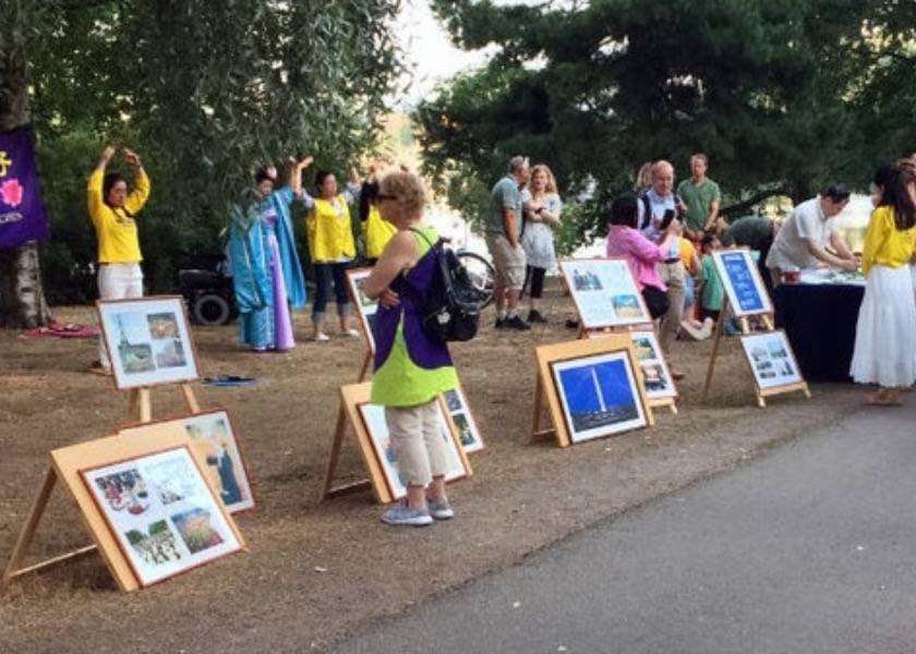 Image for article Helsinki, Finland: Introducing Falun Gong at Night of the Arts Festival