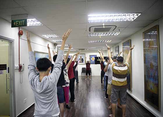 Image for article Singapore: New Practitioners Feel Inspired After Attending Falun Dafa Nine Day Lecture Series