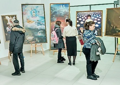 Image for article Moscow, Russia: The Art of Zhen Shan Ren Exhibition Brings Hope to People in a World in Chaos