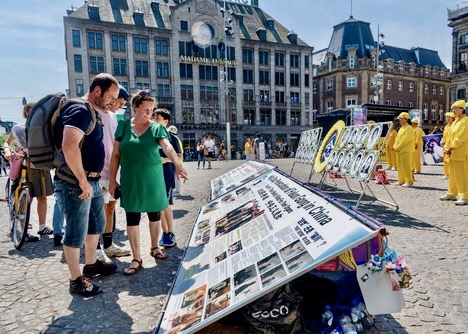 Image for article The Netherlands: Rally and March in Recognition of Practitioners’ Protesting the Persecution for 25 Years