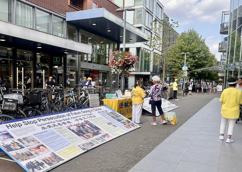 Image for article Netherlands: People in Hoofddorp and Amstelveen Learn about Falun Dafa and the Persecution in China