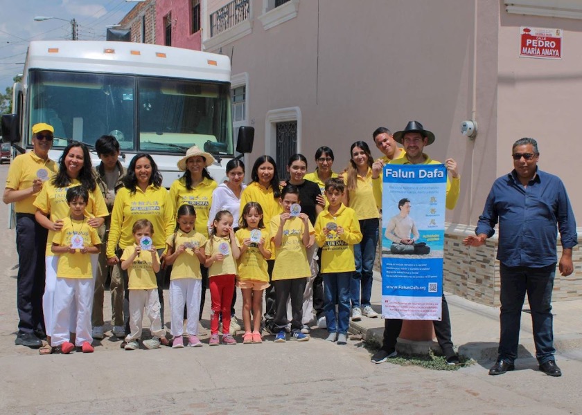 Image for article Mexico: Young Falun Dafa Practitioners Participate in the First Minghui Summer Camp