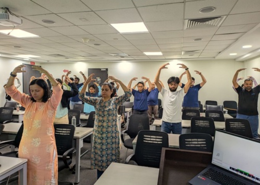 Image for article India: Falun Dafa Introductory Class Held at Multinational Companies and Corporations in Pune