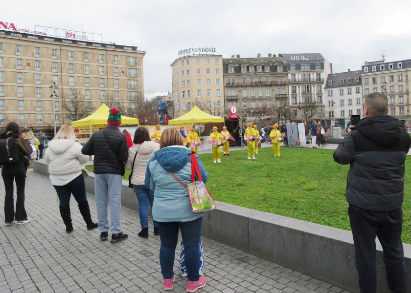 Image for article Strasbourg, France: Local Support for Falun Gong’s Efforts to End the Persecution