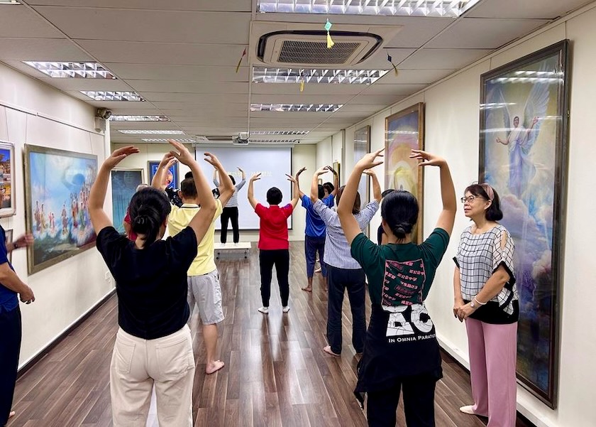 Image for article Singapore: New Practitioners Attend Nine-Day Falun Dafa Introductory Class