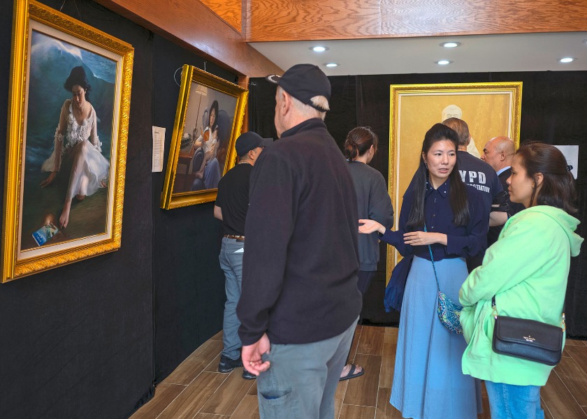 Image for article New York: Art Exhibition Touches Visitors’ Hearts During America the Beautiful Festival