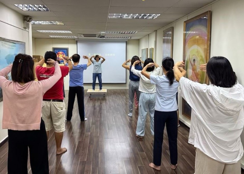 Image for article They Started Practicing Falun Dafa After Years of Waiting